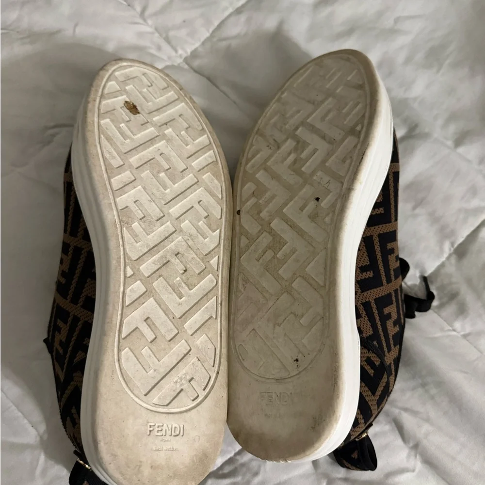 Fendi Black and Brown Patterned Sneakers - Picture 5 of 7